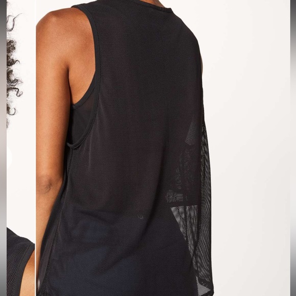 Lululemon Mesh on Mesh Tank size 2 - Picture 4 of 7